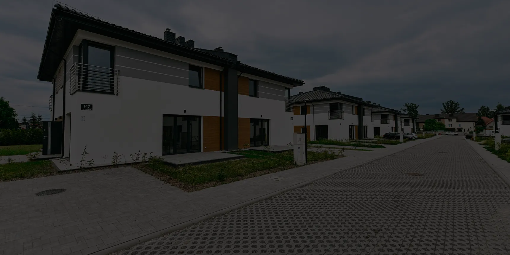 realizacje ZIELONE KOLUMNY bg1